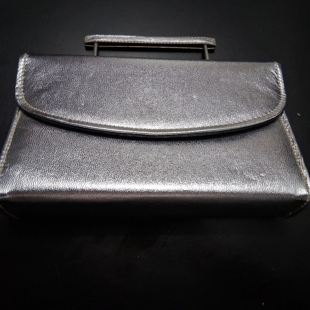 Silver Women's Evening Clutch   Size 8